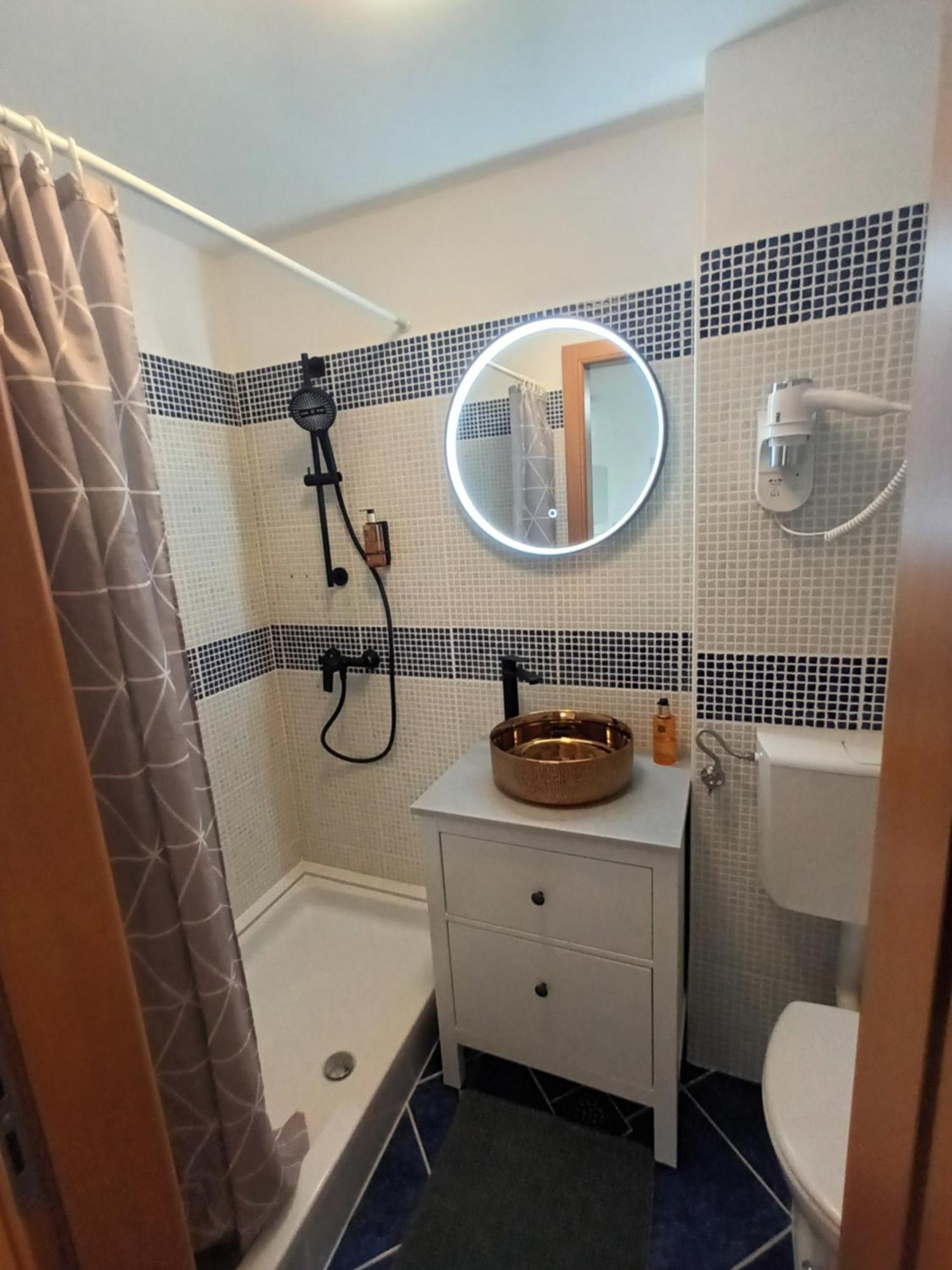 App Hedonist Apartman Novigrad Istria Kültér fotó