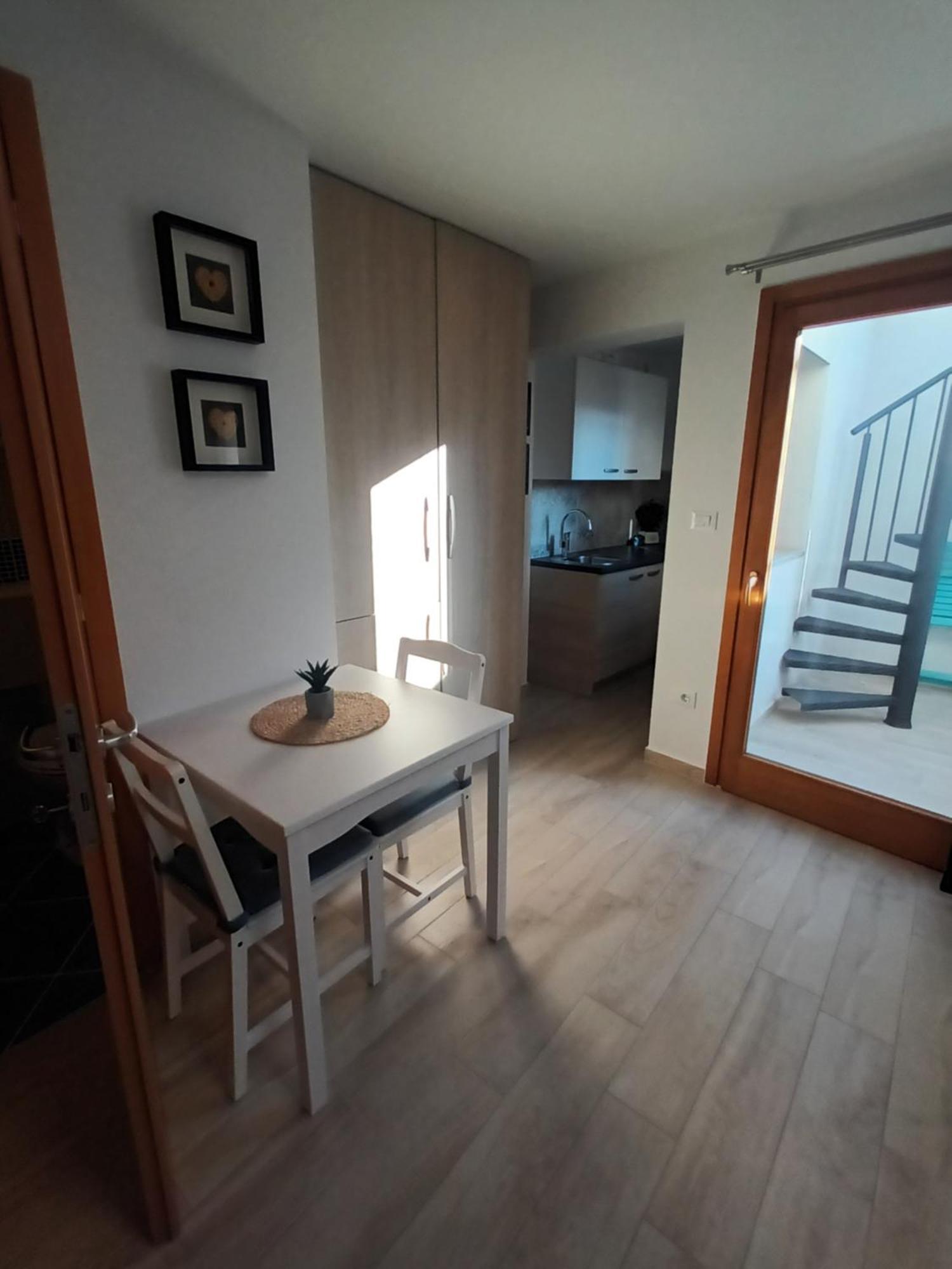 App Hedonist Apartman Novigrad Istria Kültér fotó